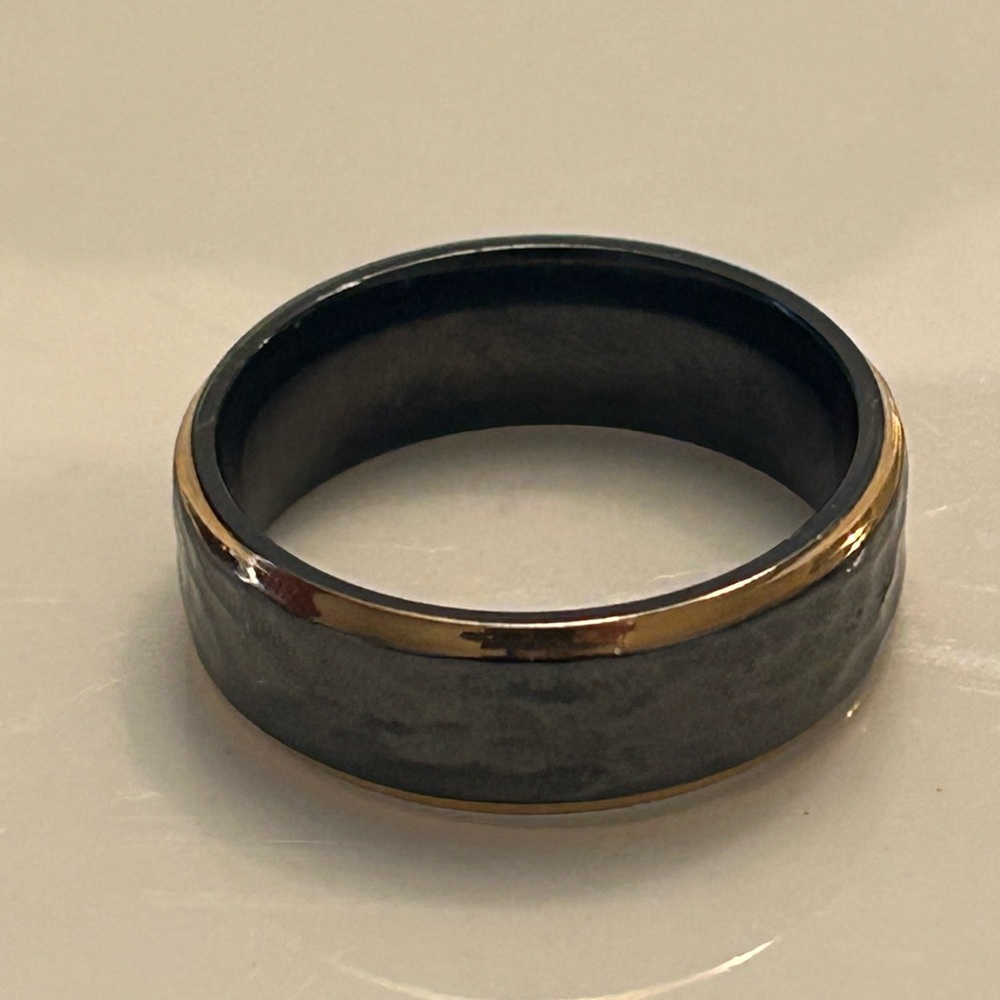 Black Titanium Band - Picture 5 of 6